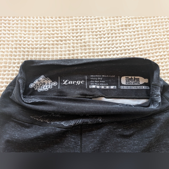 Colorado Threads Women's Mountain Sketch Leggings, Large - Picture 4 of 8